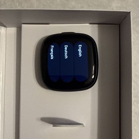 Fitbit Versa 4 Fitness Smartwatch with Daily Readiness, GPS, 24/7 Heart Rate - Picture 3 of 9